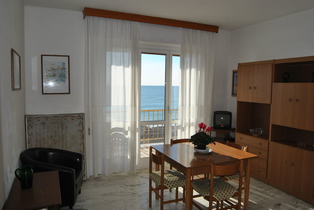 Gaiavacanze Beach Apartment 博尔迪盖拉 外观 照片